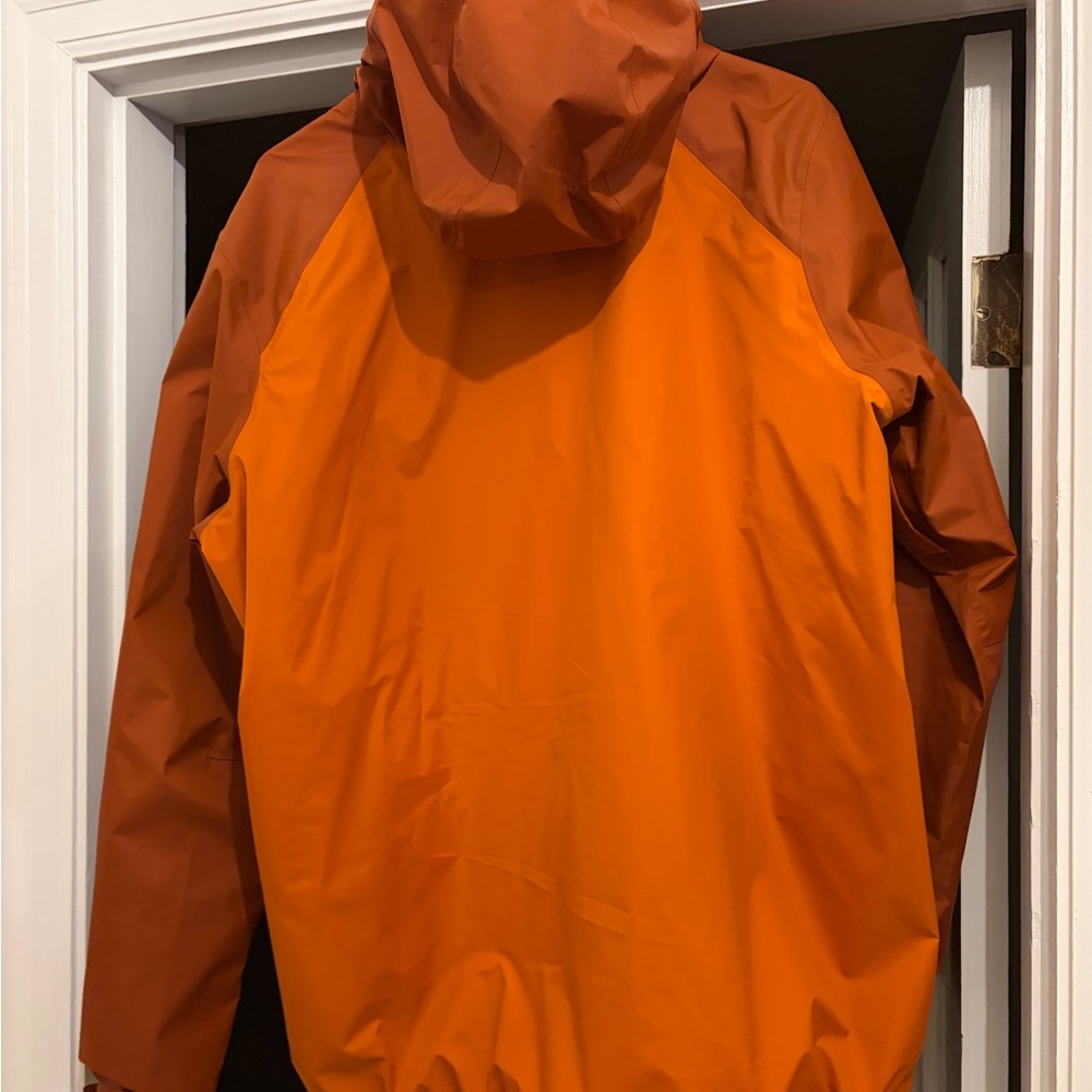 Patagonia Two-Tone Orange Jacket - Picture 4 of 5